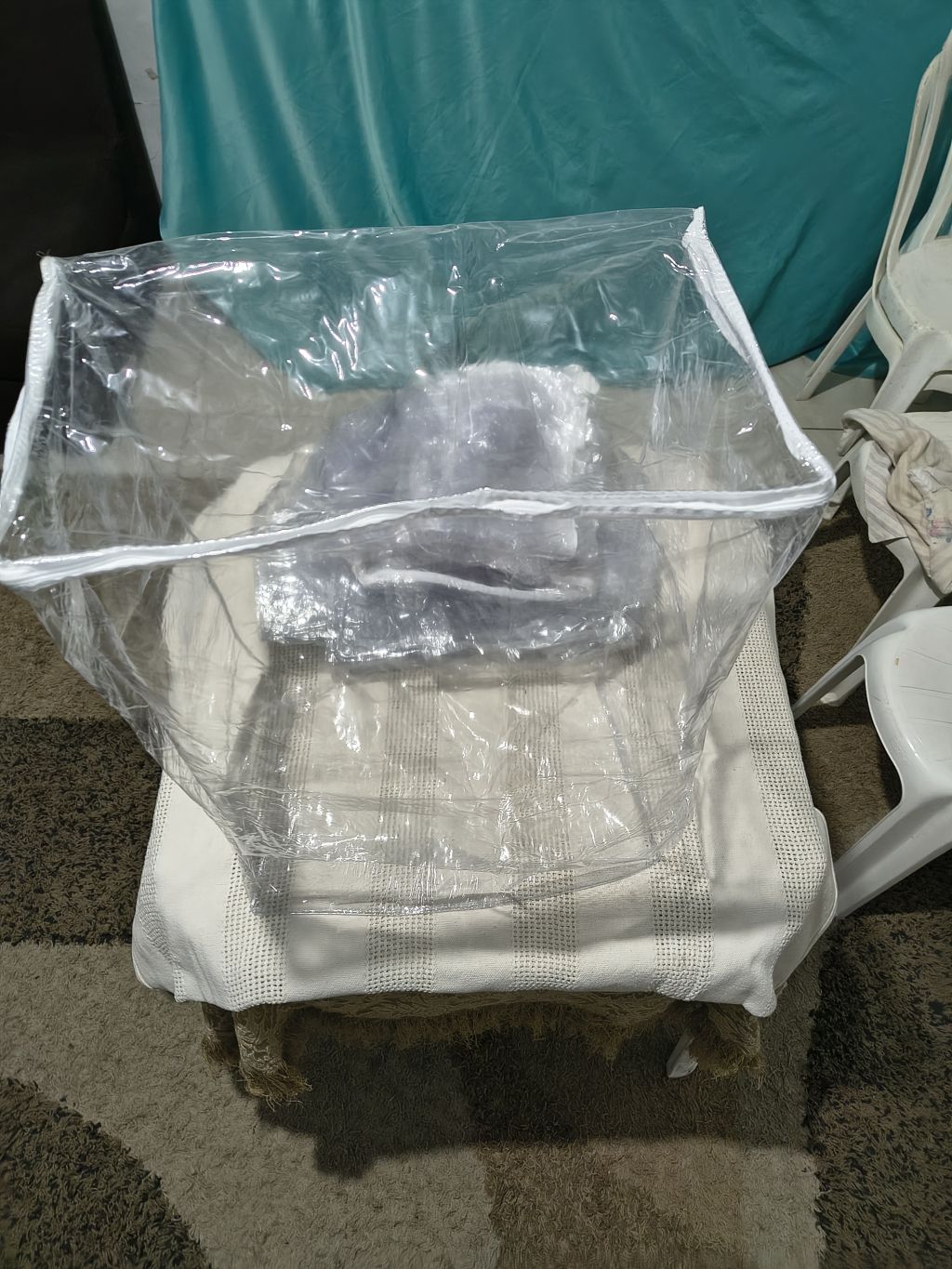 Capas Protetoras de Roupas Transparentes