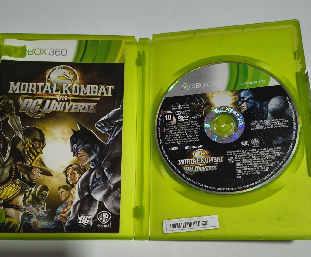 Mortal Kombat vs. DC Universe - Xbox 360 (Edição Platinum Hits)