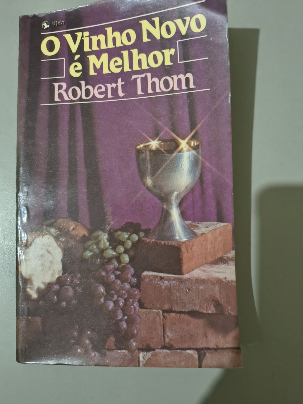 O Vinho Novo é Melhor - Robert Thom